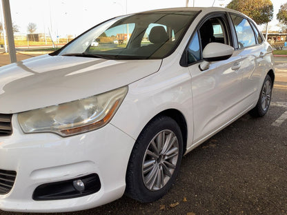 Lateral delantero izquierdo