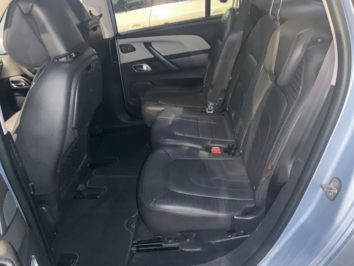 Interior trasero