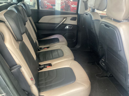 Interior trasero