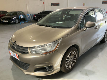 global.imageCaption.front-left-side