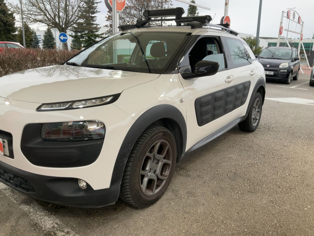 Lateral delantero izquierdo