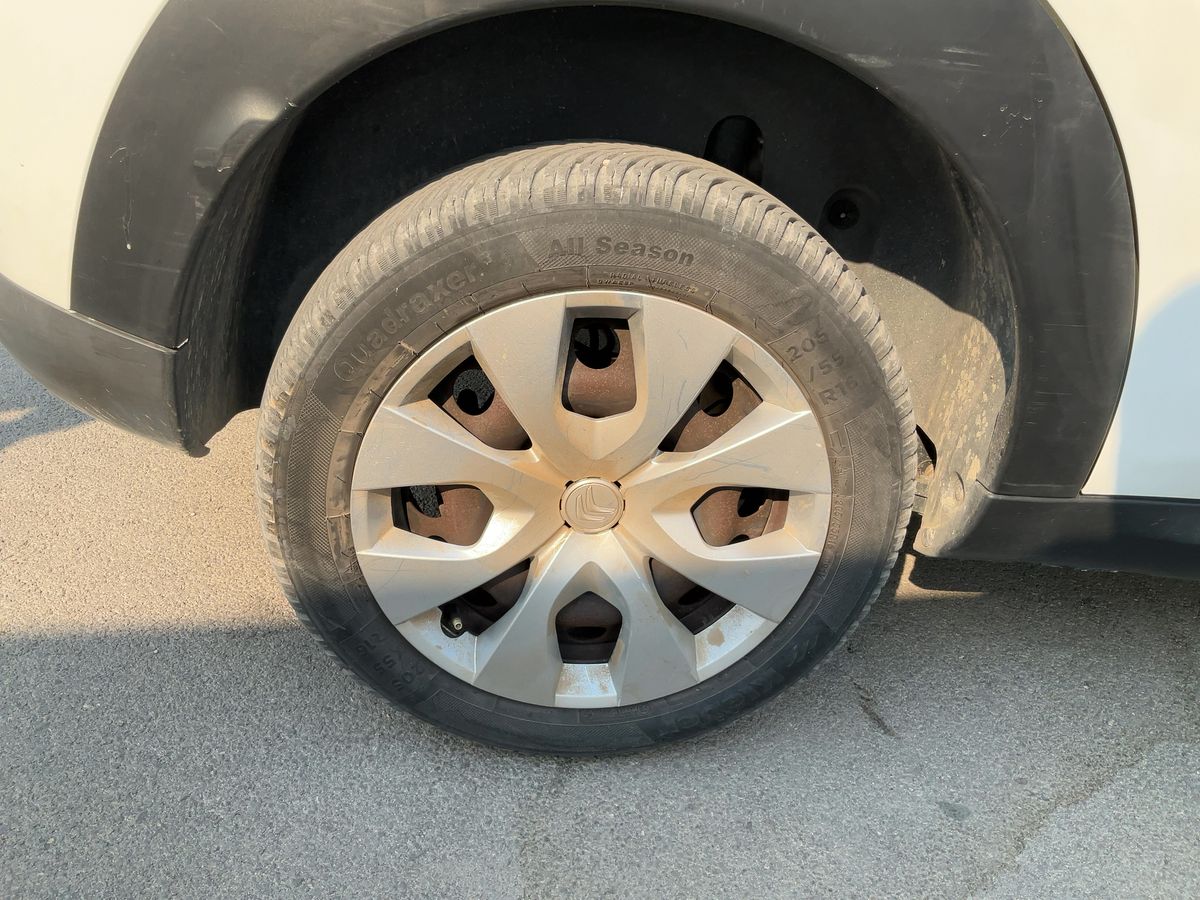 Rear right tire