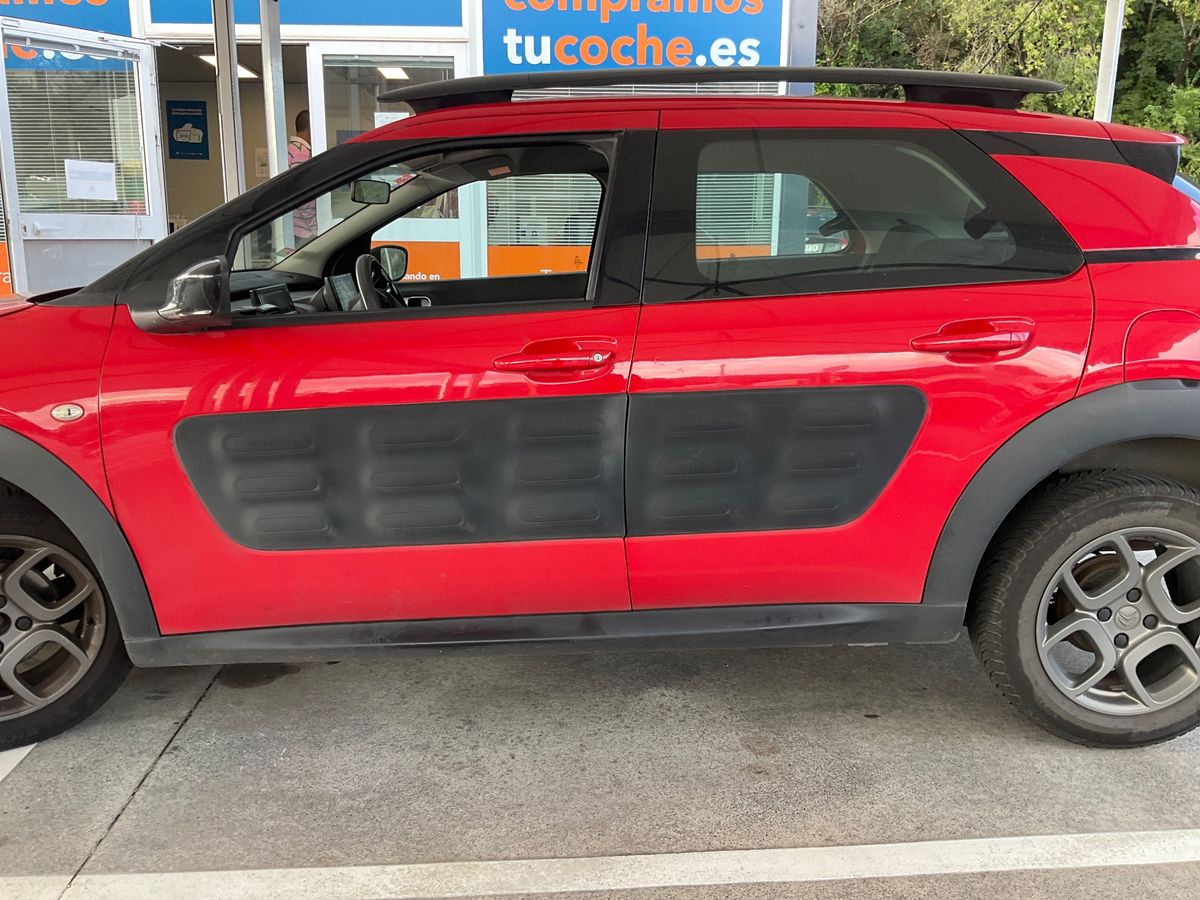 Exterior izquierda