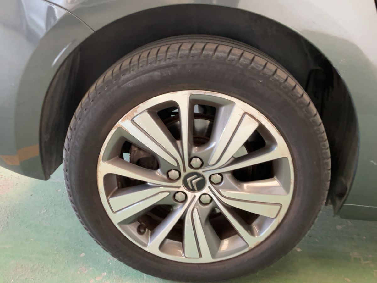 Rear right tire