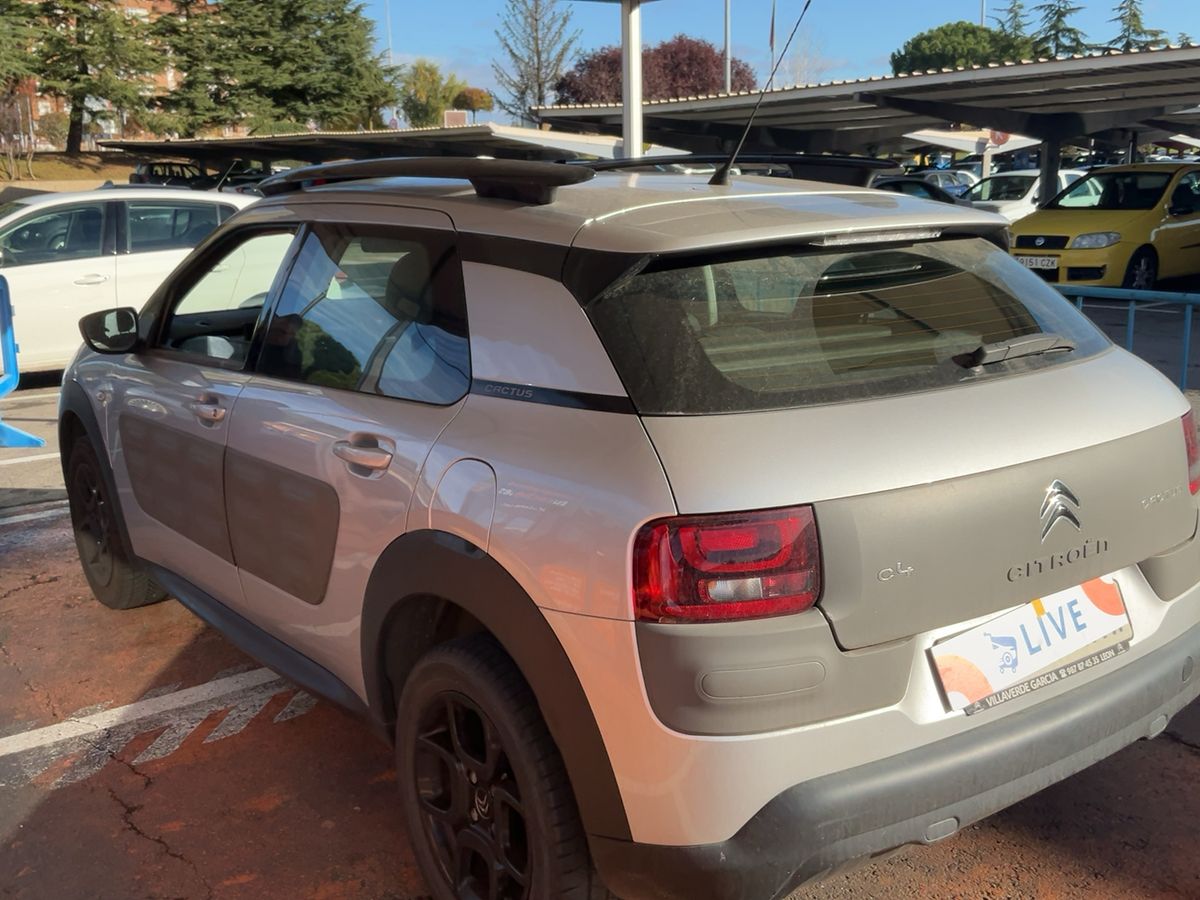 Parte trasera izquierda