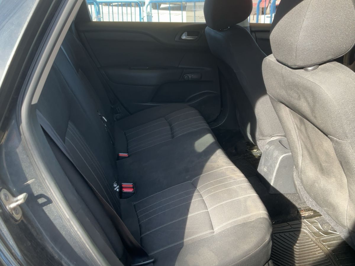 Interior trasero