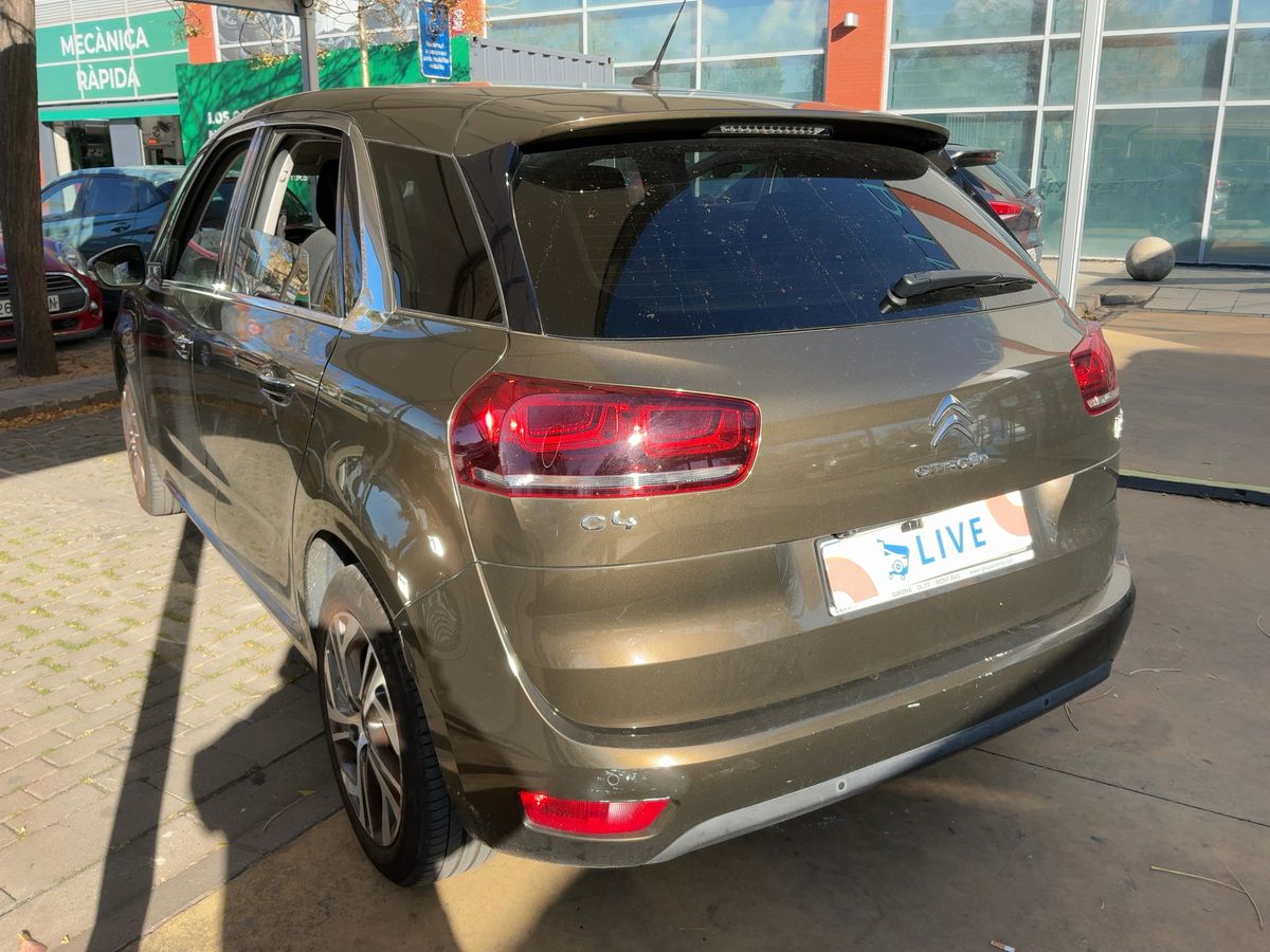 Parte trasera izquierda