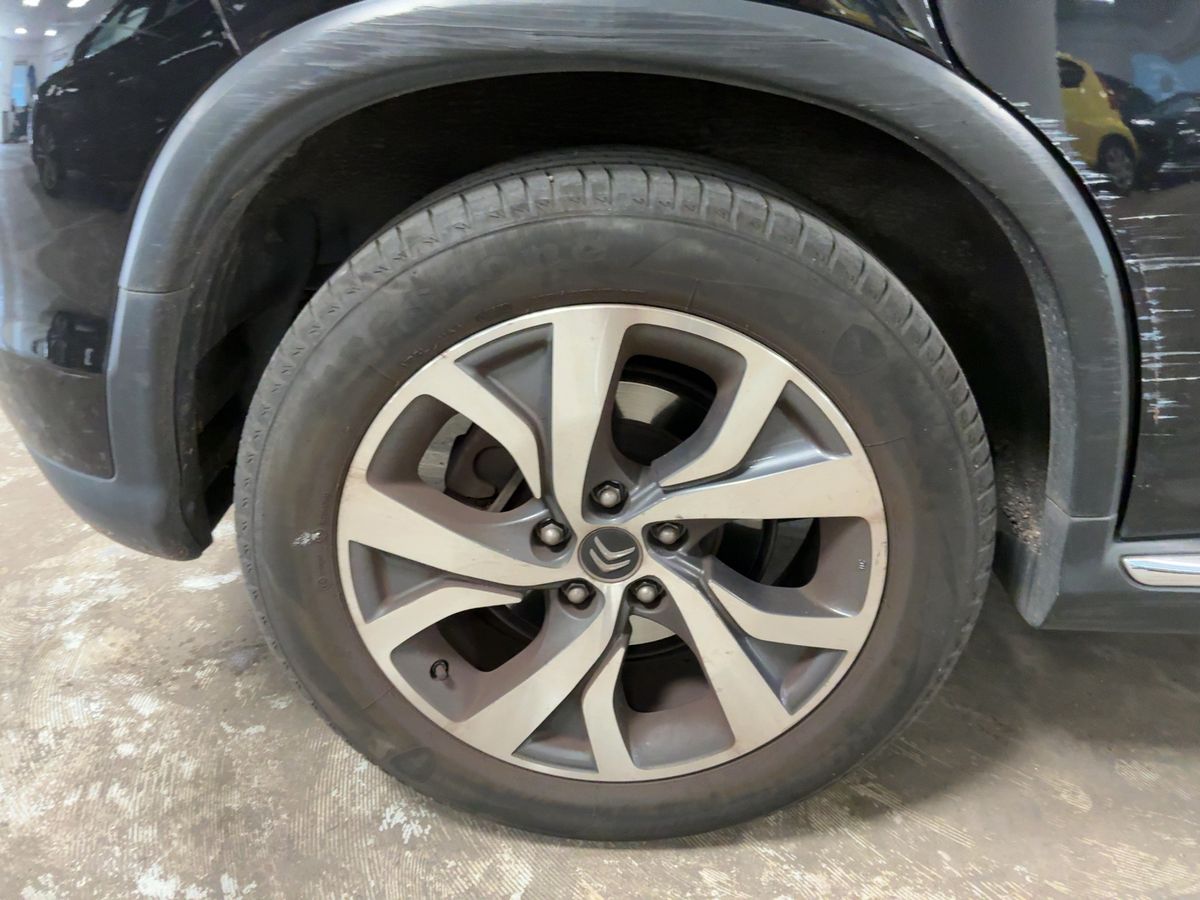 Rear right tire