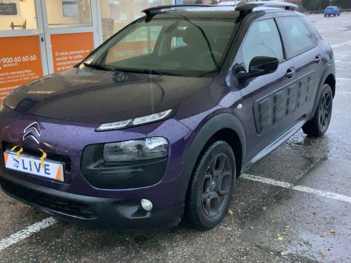 Lateral delantero izquierdo