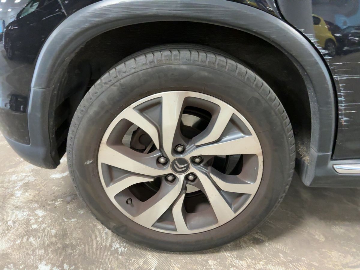 Rear right tire
