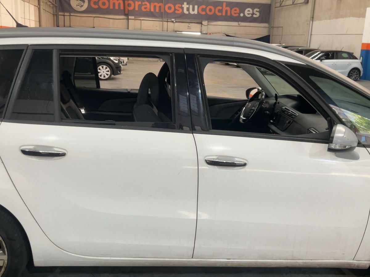 Exterior derecha