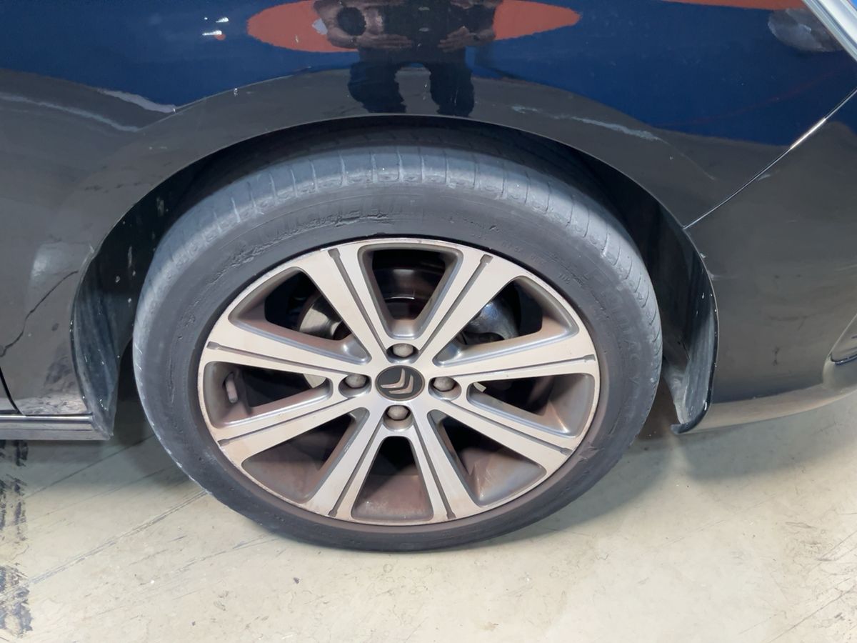 Front right tire