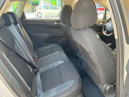 Interior trasero
