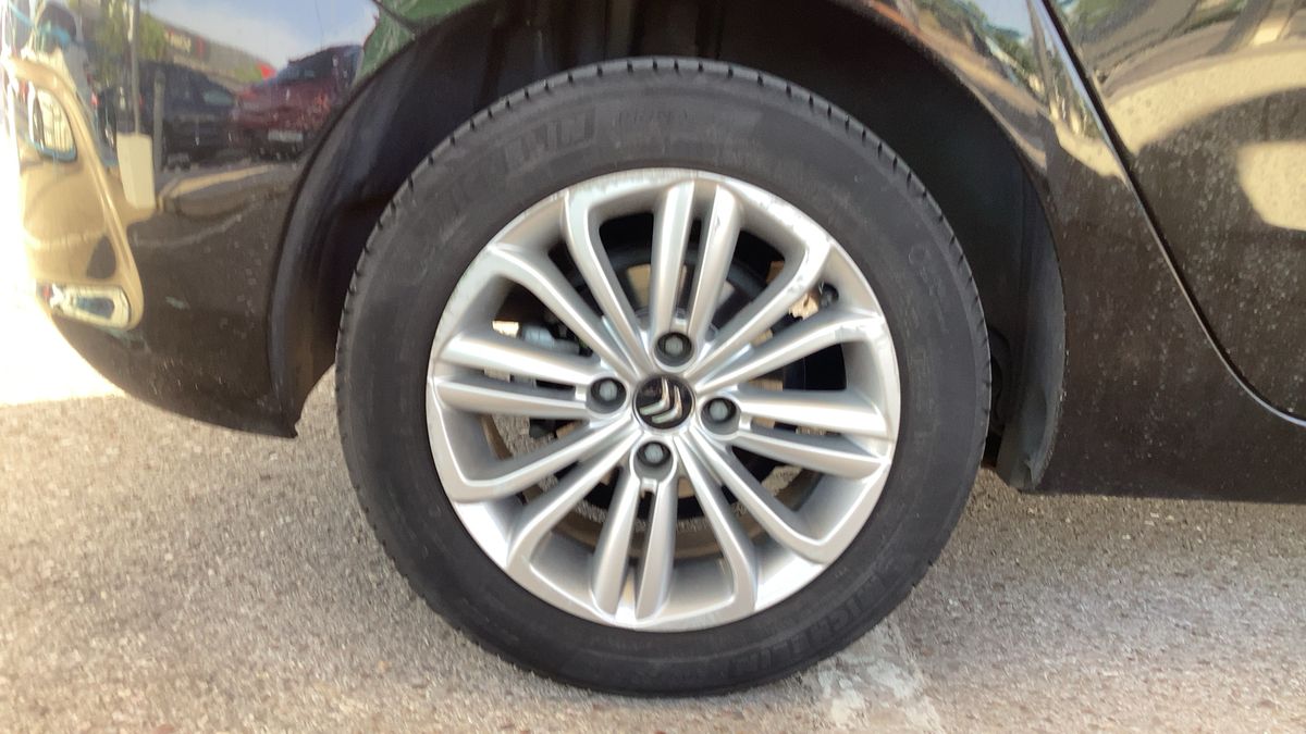 Rear right tire