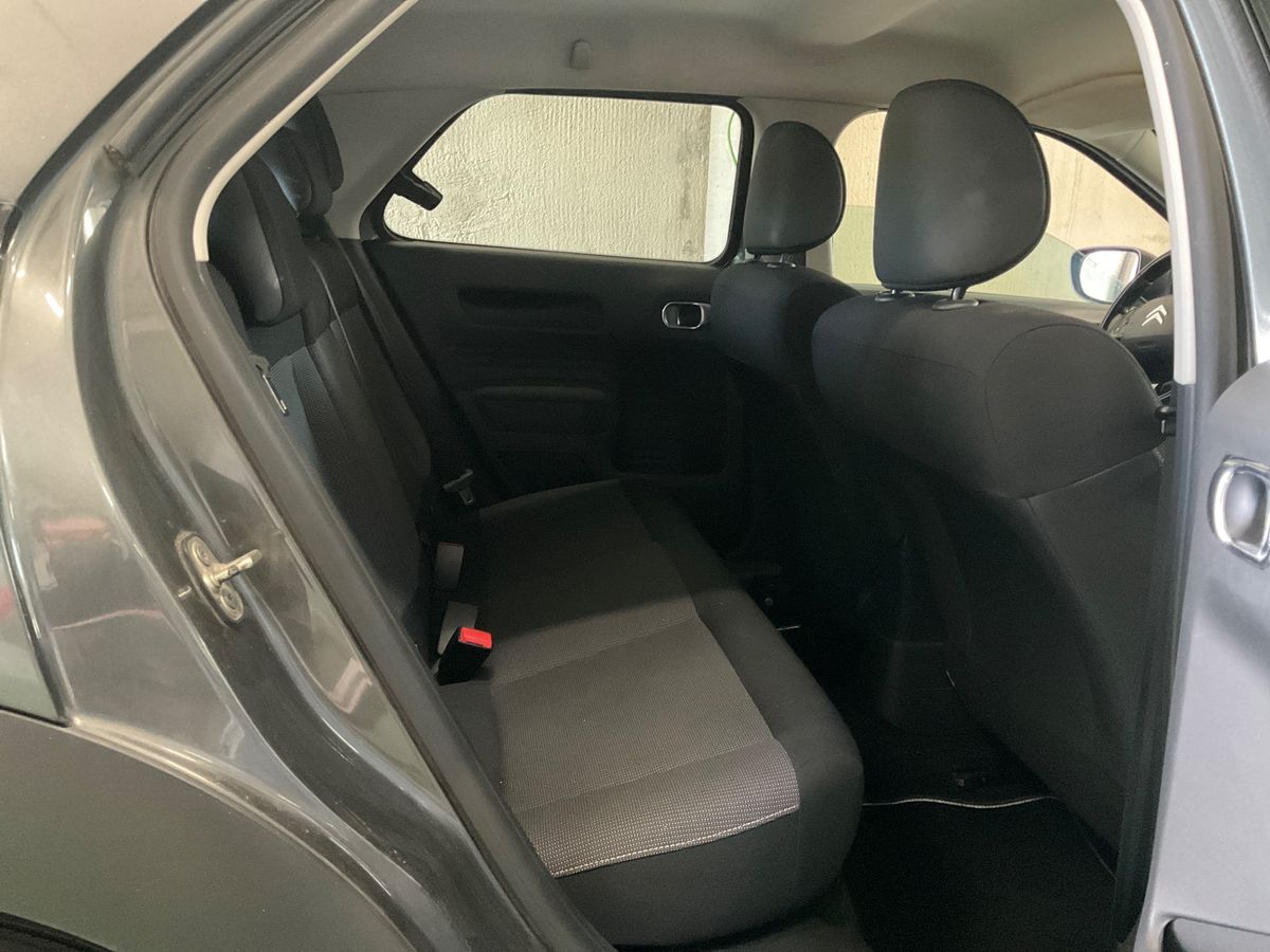 Interior trasero