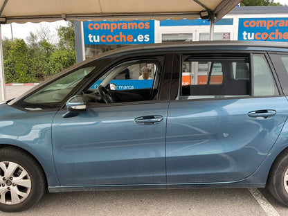 Exterior izquierda