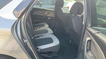 Interior trasero