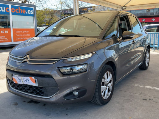 Frontal izquierda