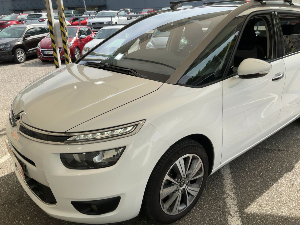 Lateral delantero izquierdo