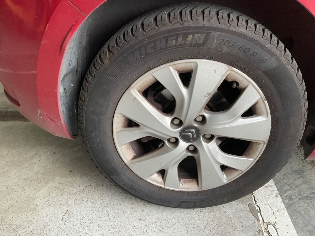 Rear right tire