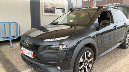 Frontal izquierda