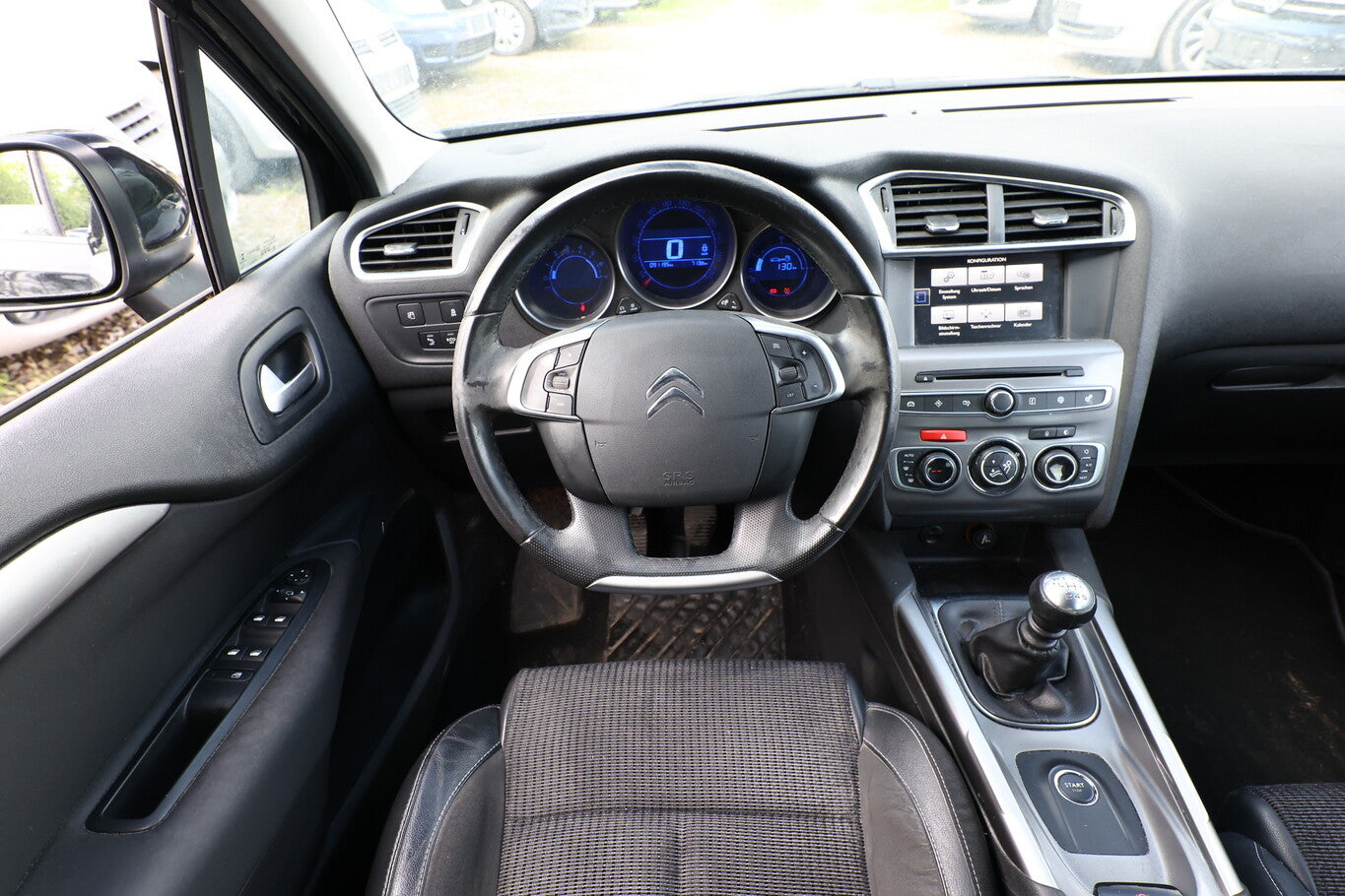 Citroën C4 1.6 BHDi 120 Shine Nav Pano PDC Temp KeyL 17Z 118274709 6