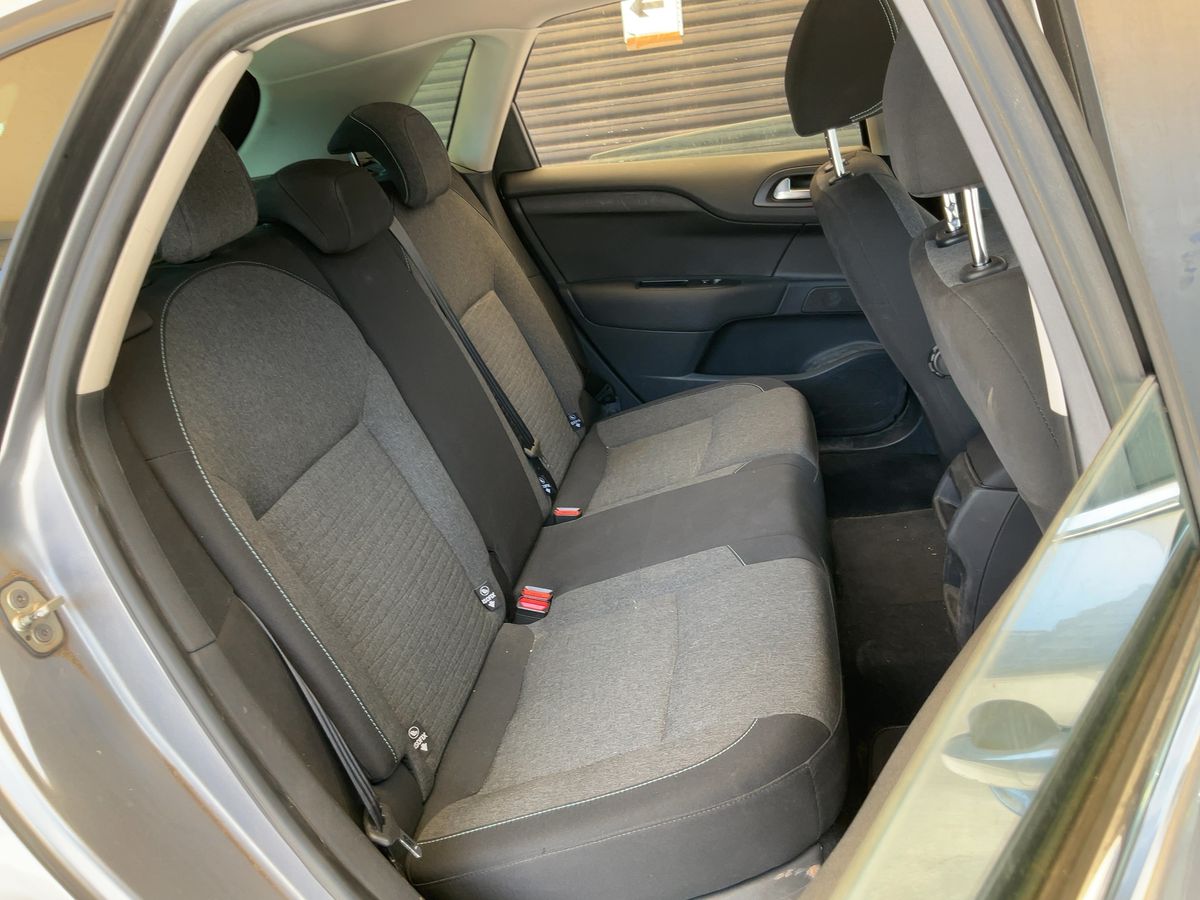 Interior trasero