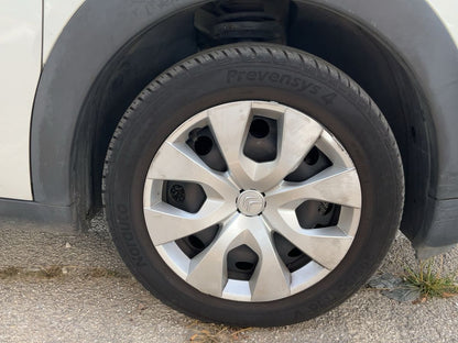 Neumático delantero derecho