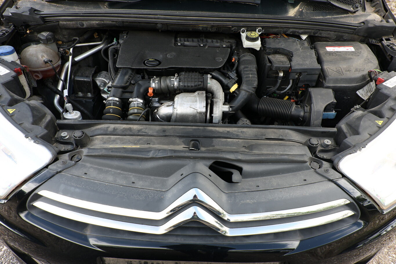 Citroën C4 1.6 BHDi 120 Shine Nav Pano PDC Temp KeyL 17Z 118274709 11