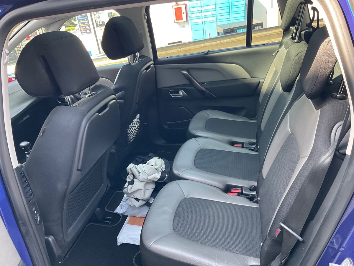 Interior trasero