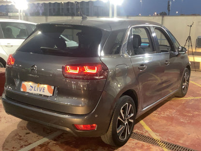 Parte trasera derecha