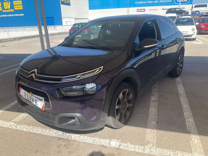 Frontal izquierda