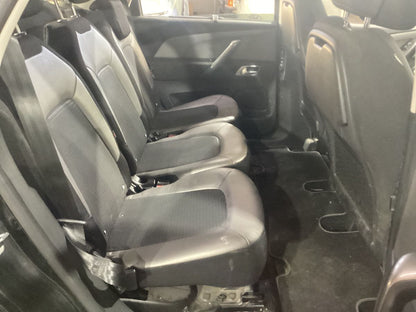 Interior trasero