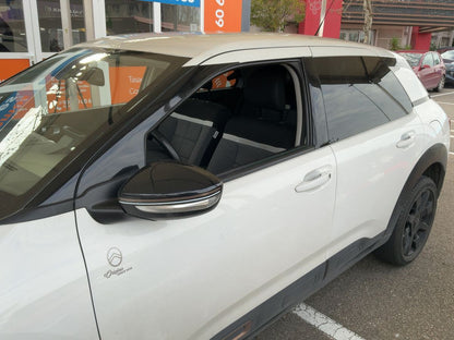 Exterior izquierda