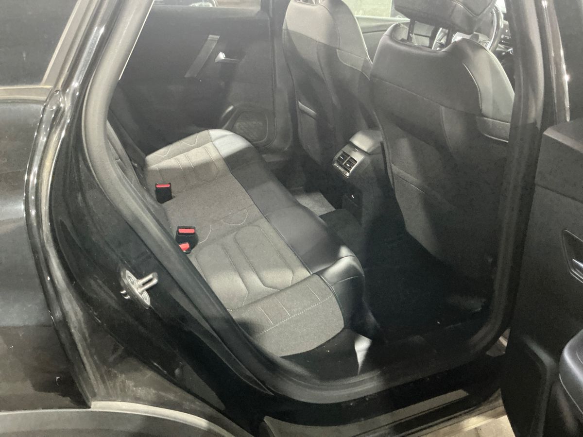 Interior trasero