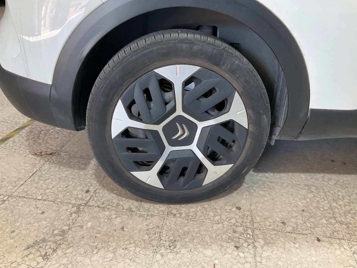 Neumático trasero derecho