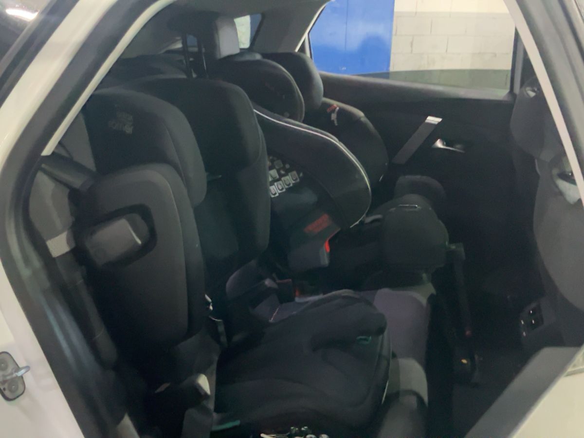 Interior trasero