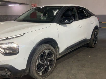 Lateral delantero izquierdo