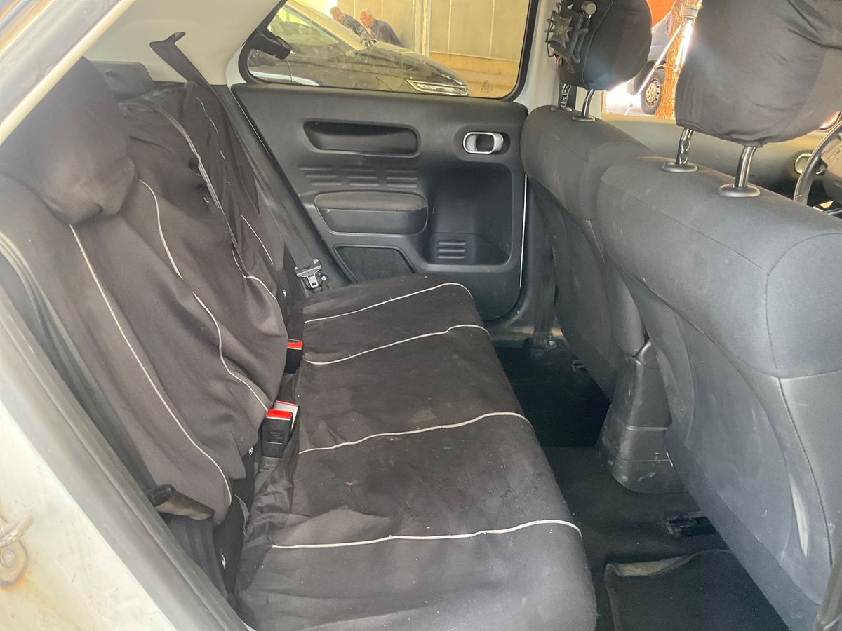 Interior trasero