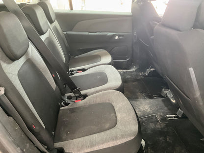 Interior trasero