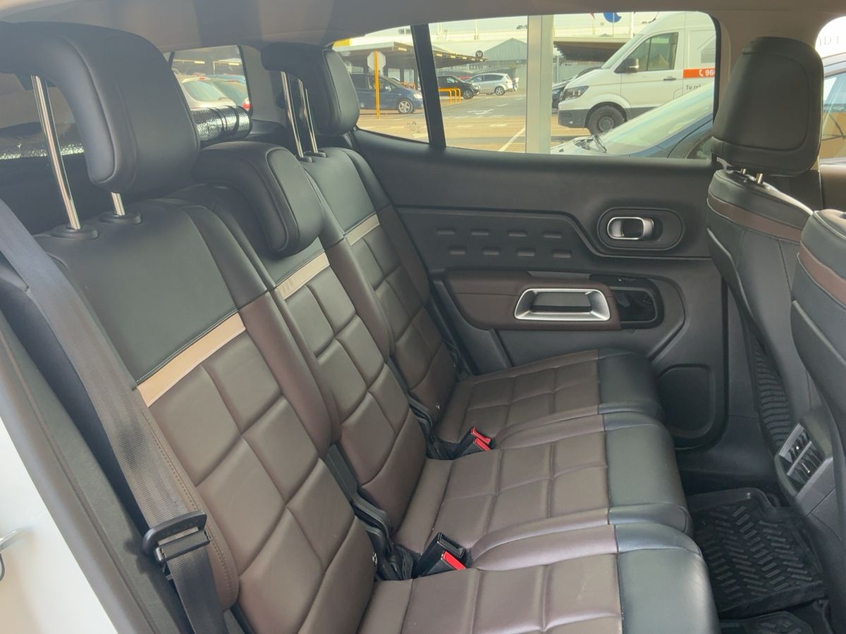 Interior trasero