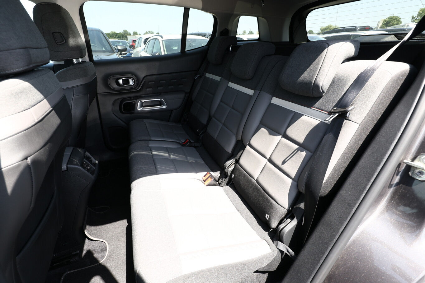 Citroën C5 Aircross 1.6 PureTech 180 EAT8 Shine LED Nav. 126684719 9