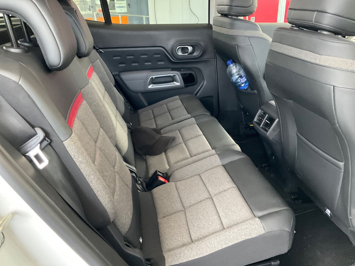 Interior trasero