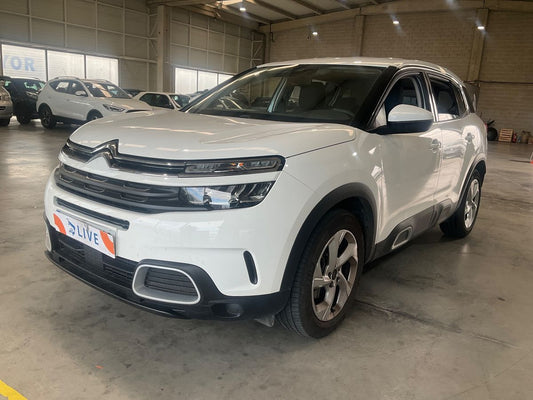 Frontal izquierda