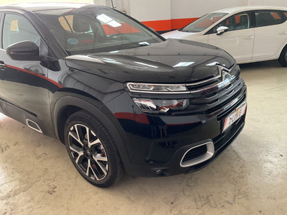 Lateral delantero derecho