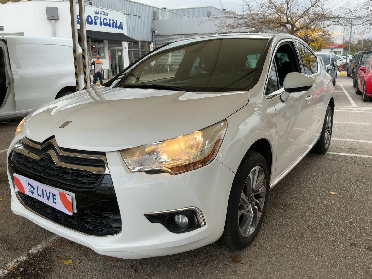 Frontal izquierda
