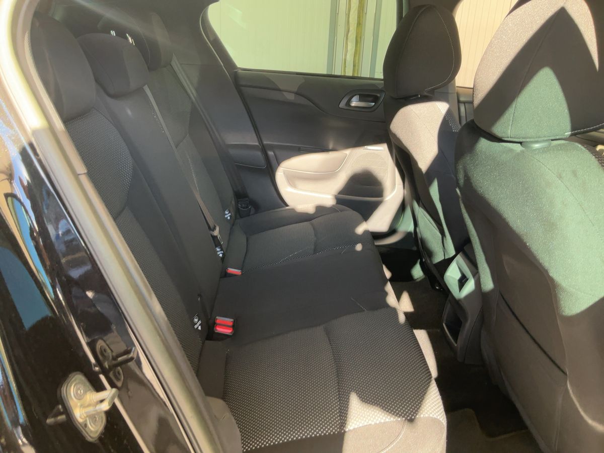 Interior trasero