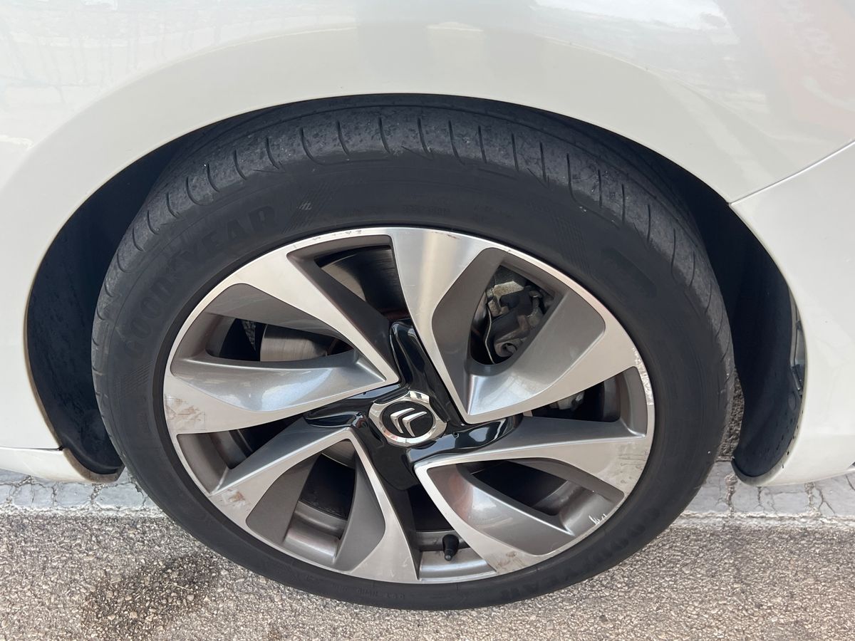 Front right tire