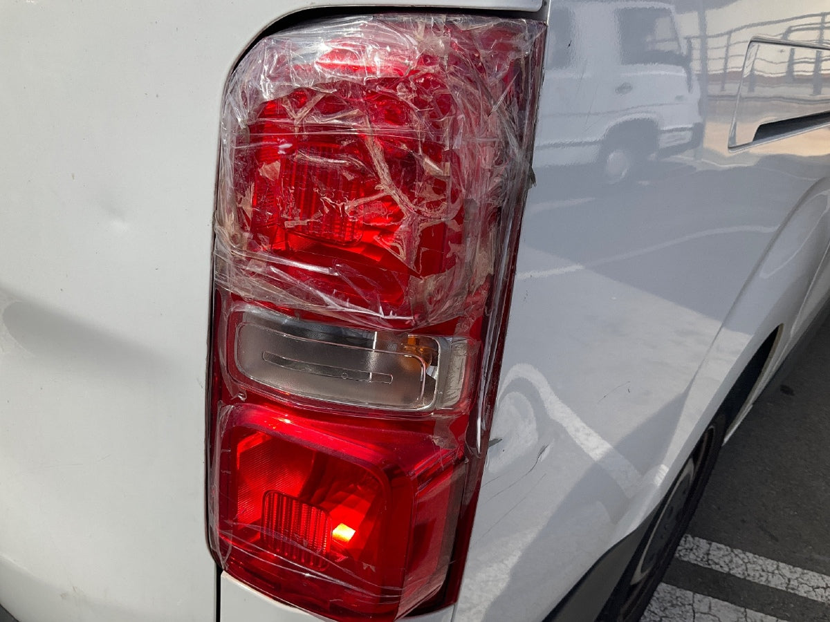 Faro trasero izquierda global.damages.null