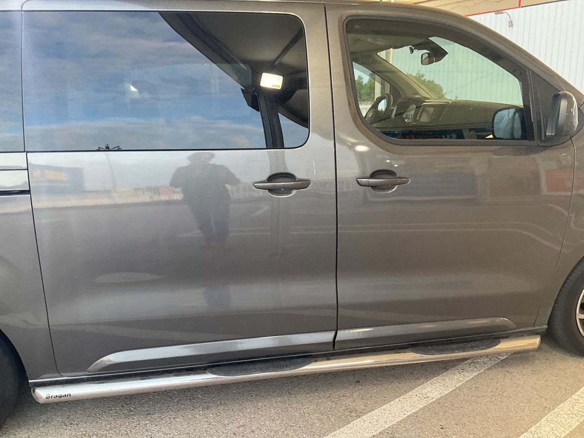 Exterior derecha